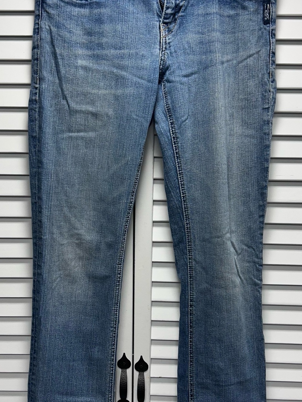 Silver Jeans Women's Medium Blue Straight Leg Jeans